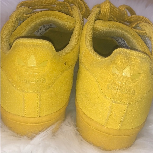 Adidas - Picture 4 of 5